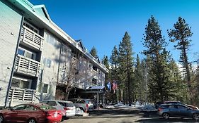 Getaways At The Lodge At Kingsbury Crossing